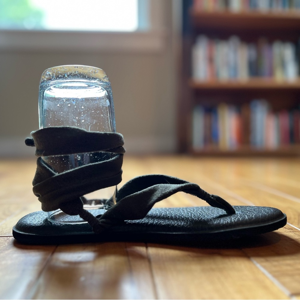 Sanuk women’s ankle tie yoga sandals